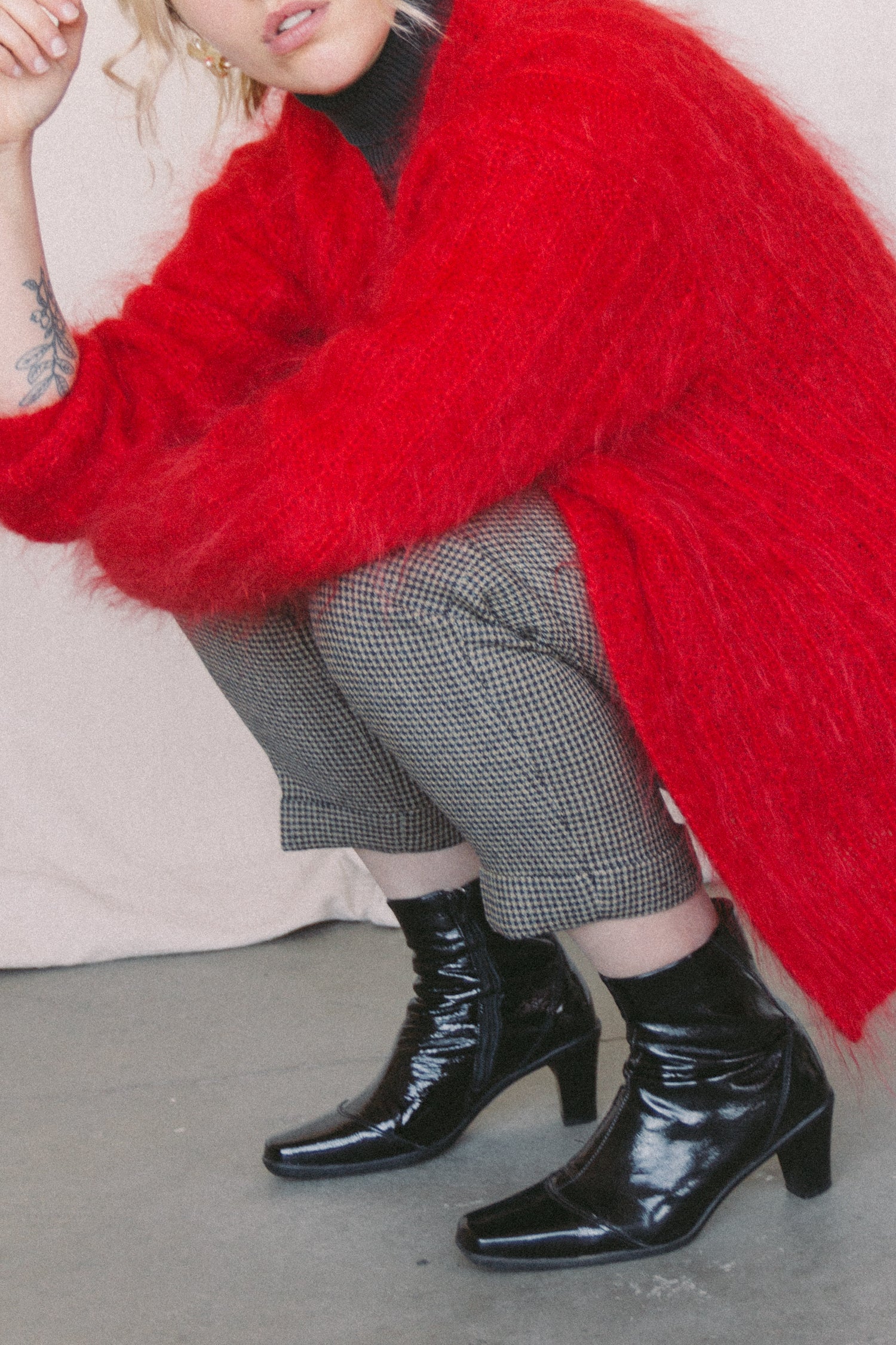 1990s Patent Fleece Lined Boots | sz 7.5
