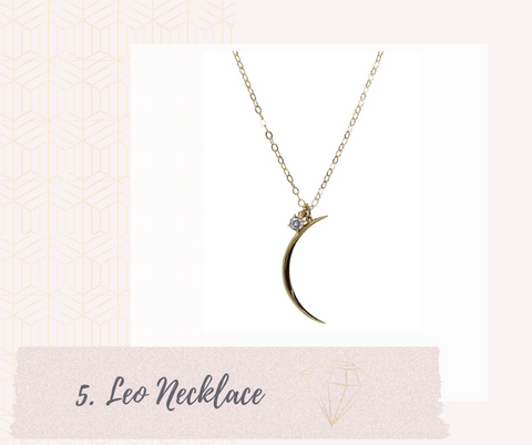 Leo long necklace
