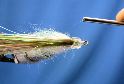 Fish-Skull Masked Minnow fly tying instructions step 10