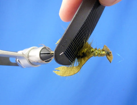 Fish-Skull Skull Daddy Crayfish fly tying instructions step 24