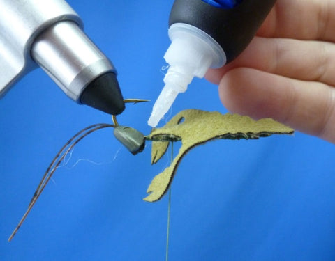 Fish-Skull Skull Daddy Crayfish fly tying instructions step 8