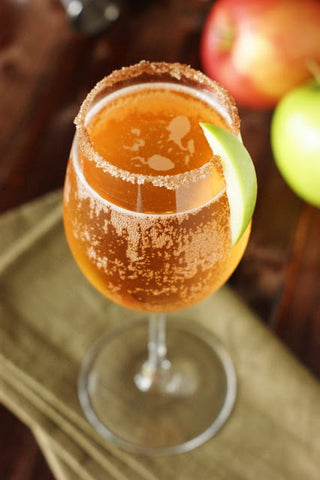 sparkling apple cider cocktail