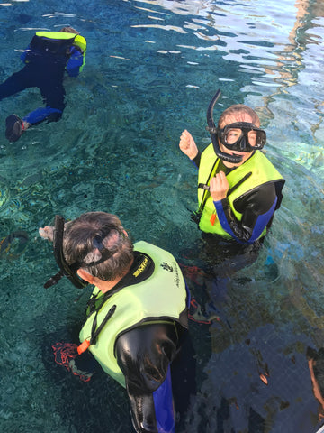 Feeding fish and rays