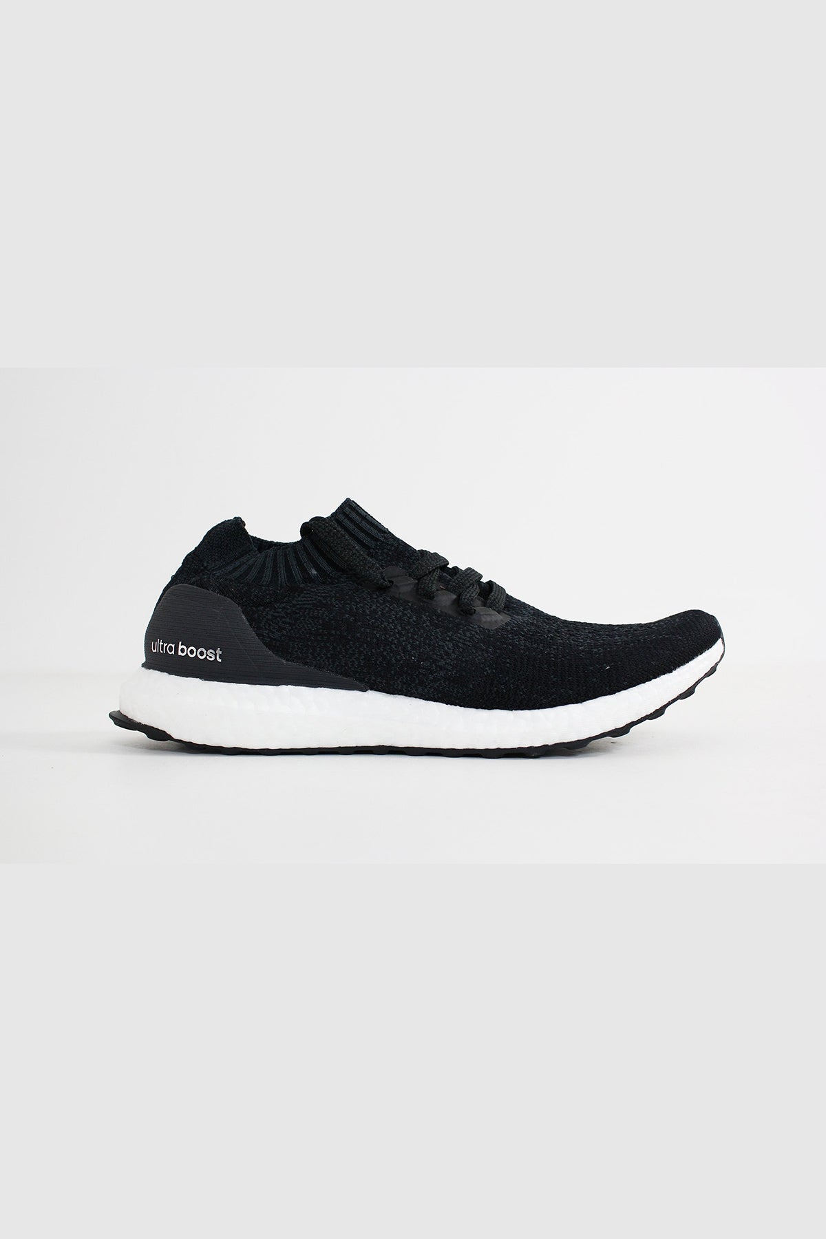 Adidas - Ultraboost Uncaged (Carbon 