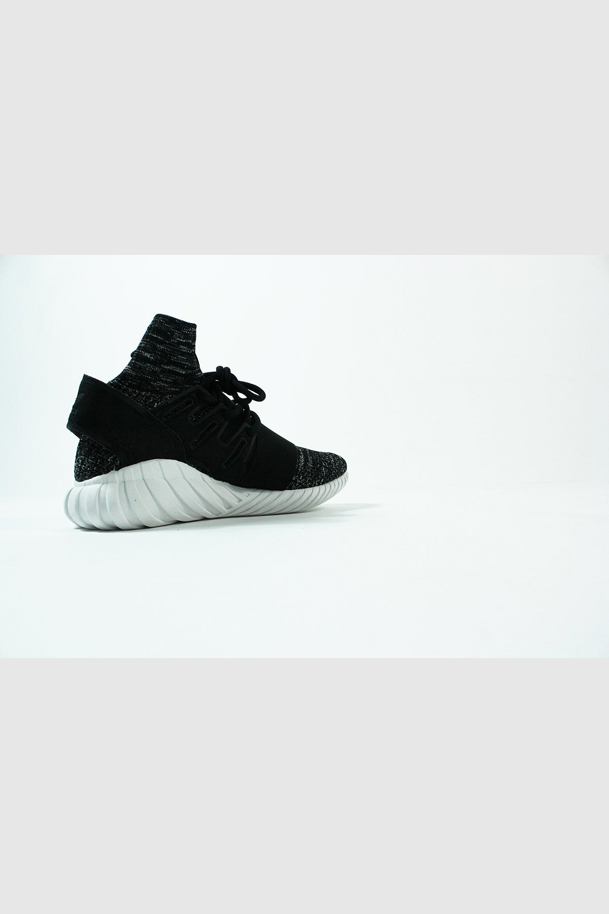 adidas originals tubular doom trainers in black