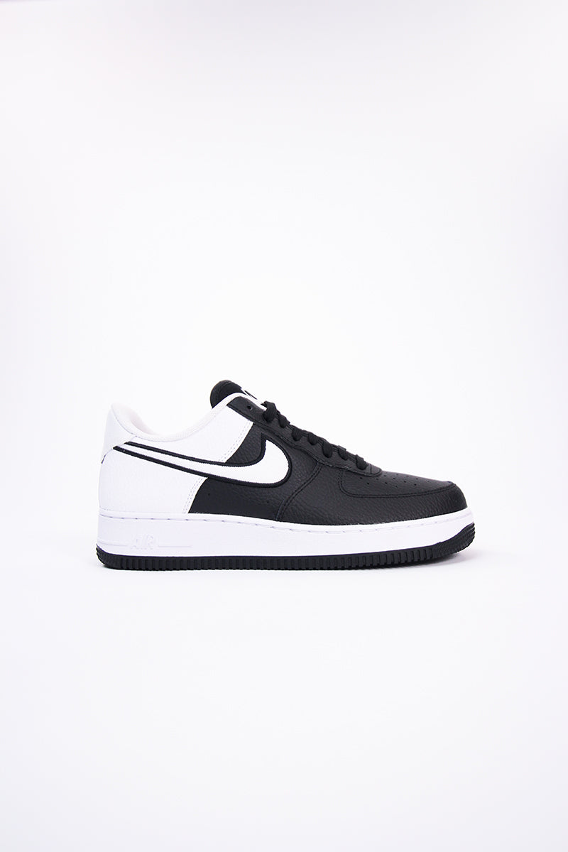 Nike - Air Force 1 '07 LV8 1 - bicolore - nero / bianco - swoosh bianc –  Sneakerworld