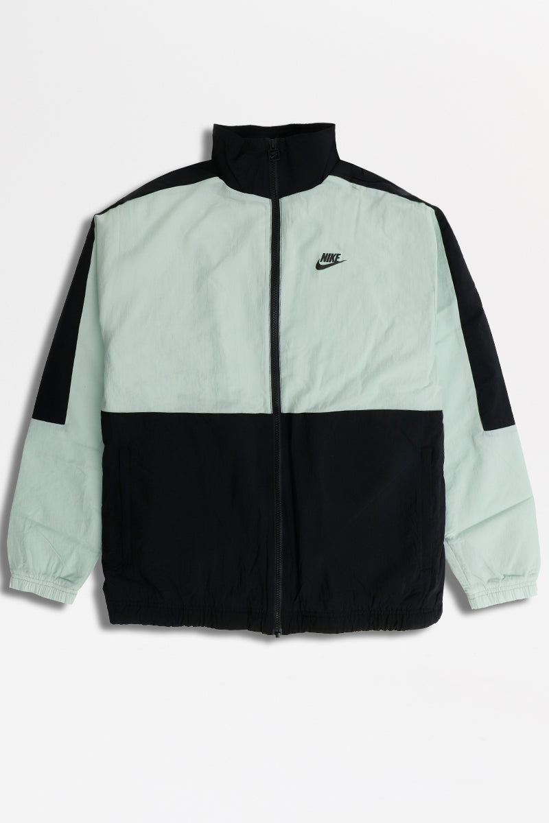 nike woven jacket in black