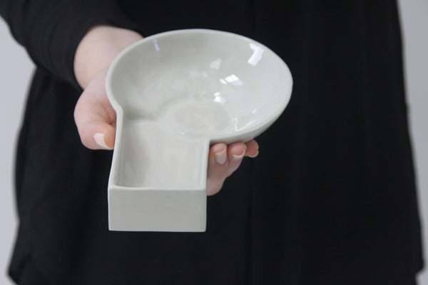 Eli- Modern ceramic serving dish with 2 shapes