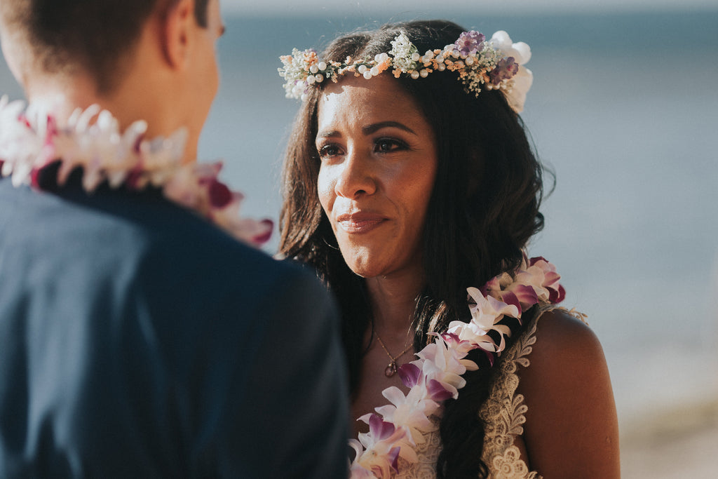 Bride says "I Do" at Ke'e Beach