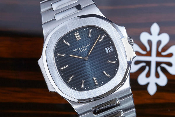 Patek_philippe_nautilus_3700_BoxPapers_AS01256_1_grande.jpg