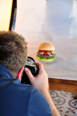 table photo