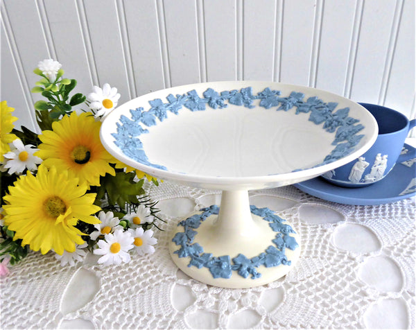 famous bite hire Embossed Queen's Ware Wedgwood Pedestal Dish Compote Tazza 1960s Serve –  Antiques And Teacups