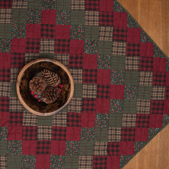 Winterberry Mini Quilt