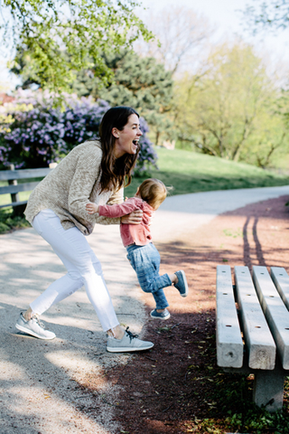 7 Charming Sisters presents Sequins & Stripes, fashion mommy blog