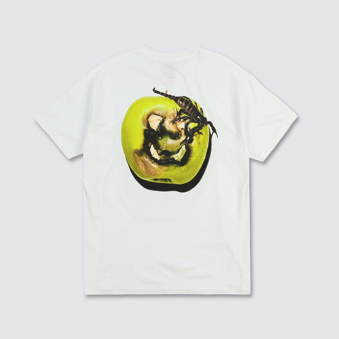 PLEASURES APPLES TEE