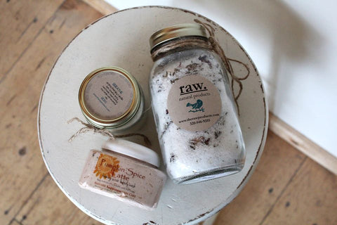 Raw bath salts