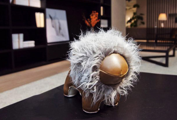  Handmade cute animal leather stuffed  lion home decoration 