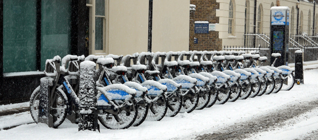 Snowed Under Boris Bikes (Credit: R4vi on Flickr)