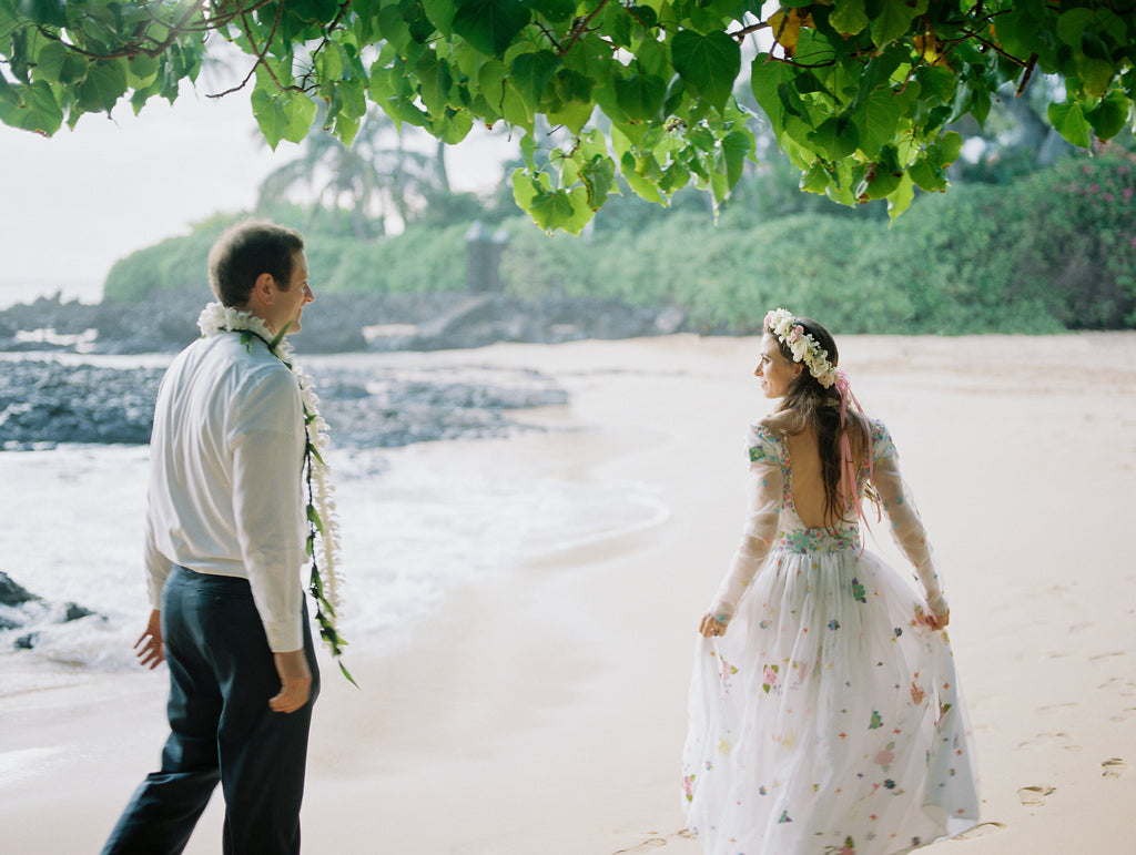 I hoped my dress would harmonize with the tropical setting