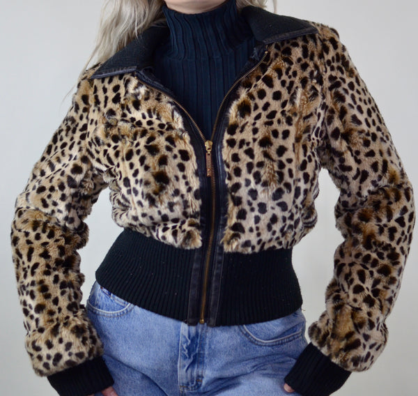 Faux Fur Cheetah Guess – Sofia Nova Vintage