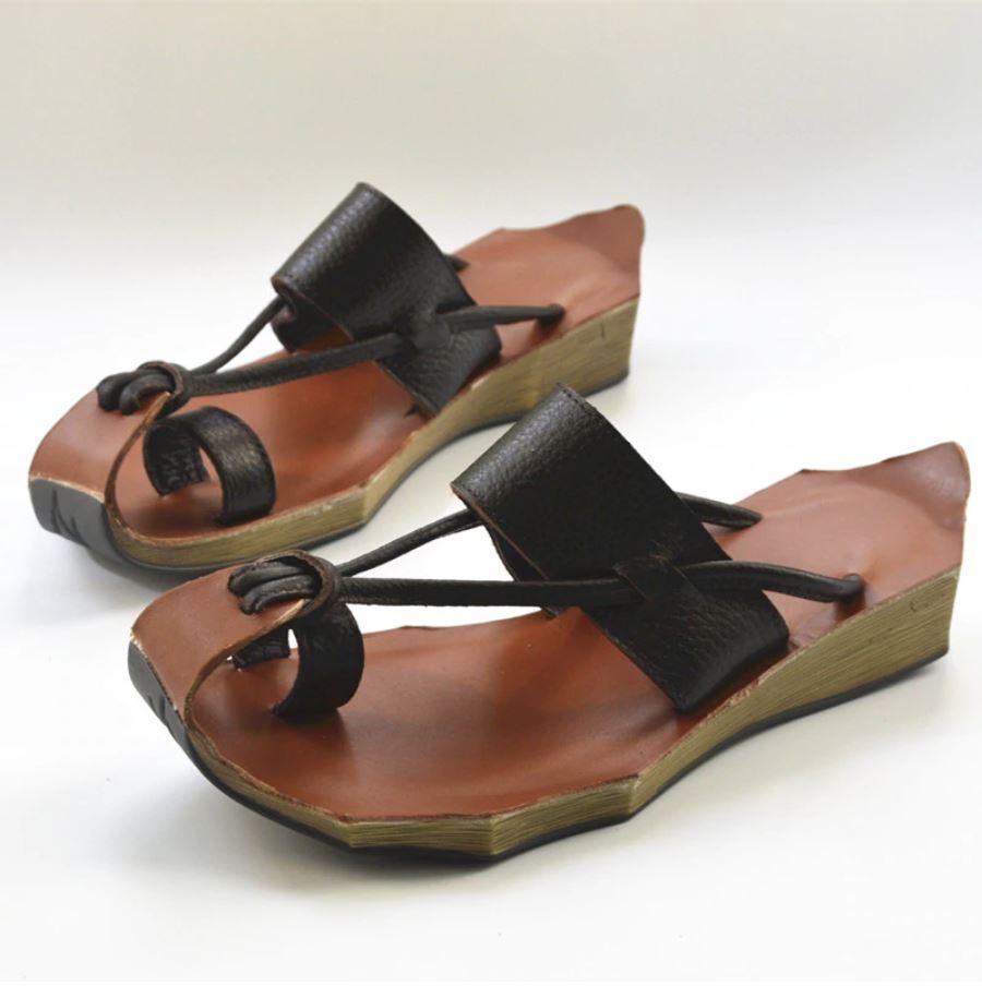 Curved Retro Leather Sandals