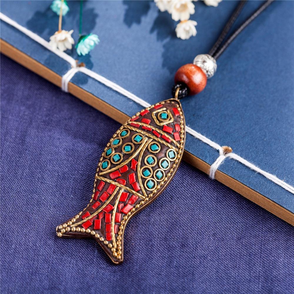 cambioprcaribe Tribal Geometric Fish Pendant Necklace