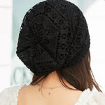 cambioprcaribe Lace Flower Beanies