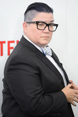 Lea Delaria wears custom MIZU bow tie to red carpet 