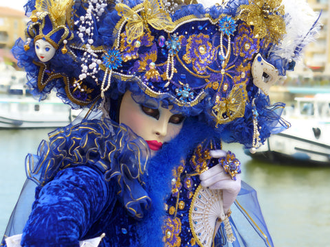 carnevale person wearing a mask in venice