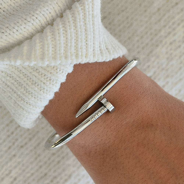 cartier bracelet clou