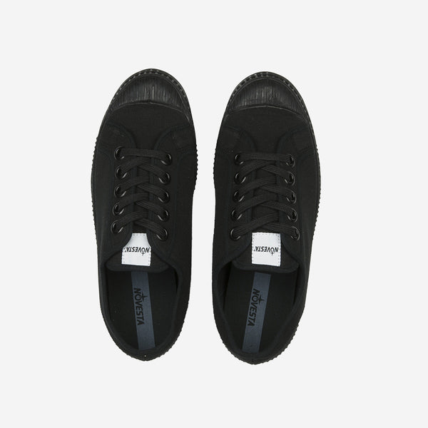 black novesta shoes