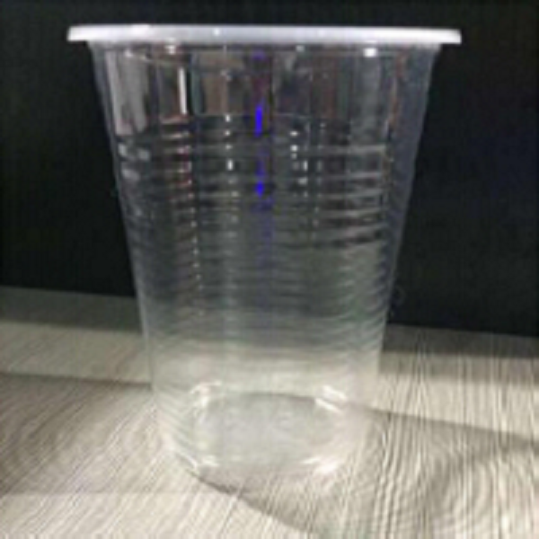 cheap plastic cups