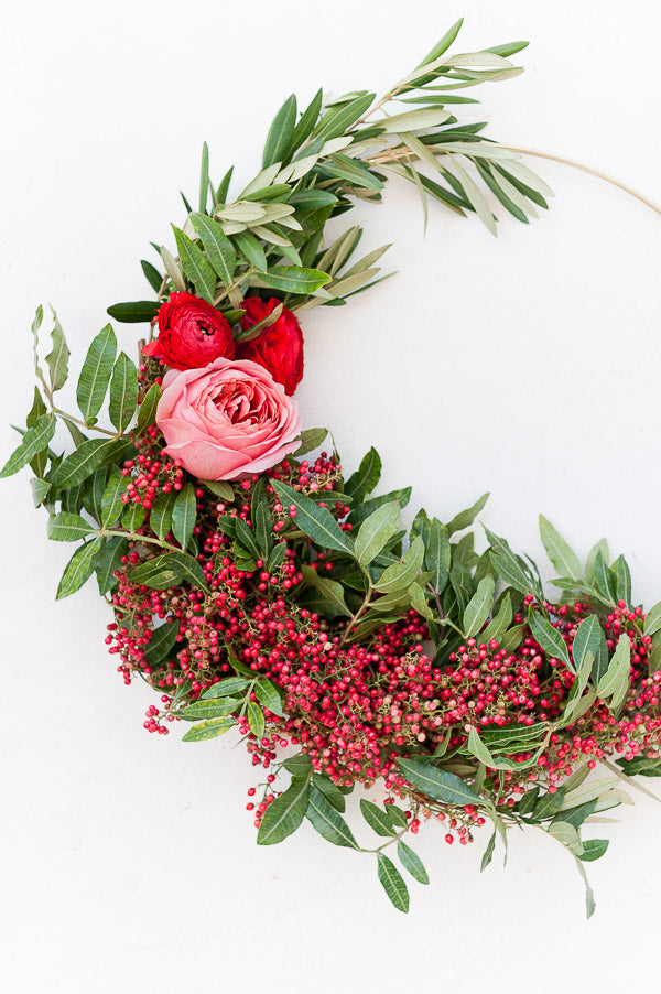 DIY Fresh Flower Wreath - Pretty Collected