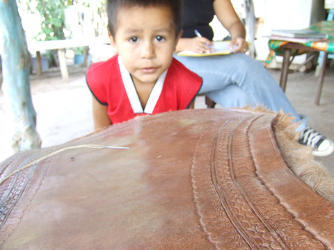 artesania-piel-cuero-vaqueta-talabertaria-comunidad-rural-baja-california-sur-mexico