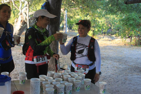 punto-hidratacion-agua-filtrada-organizador-evento-deportivo-carrera-trail-run
