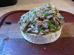Top the Brie with your mushroom mixture