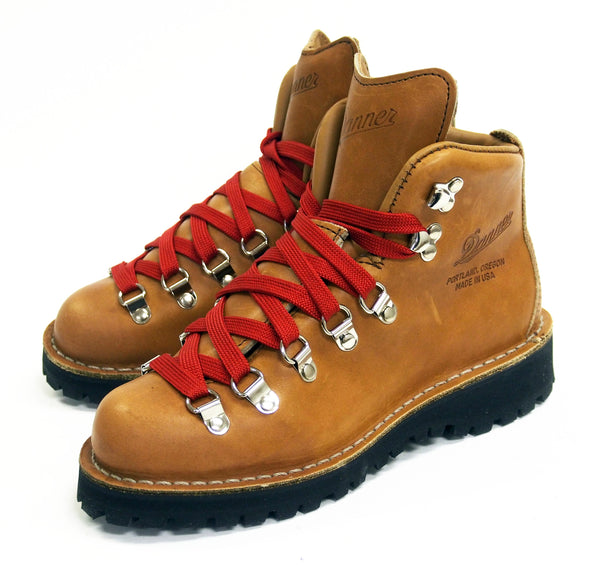 Women's Danner Mountain Light Cascade