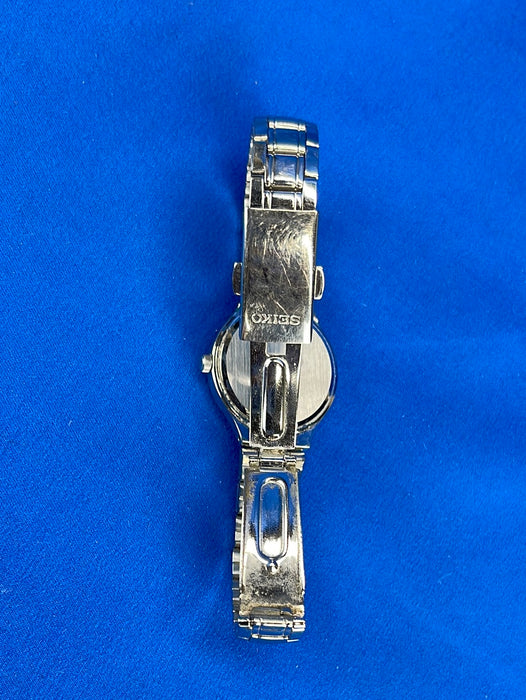 Ladies Seiko Dress Watch 6N22-00D0 Classic Steel Bracelet Black Dial Genuine