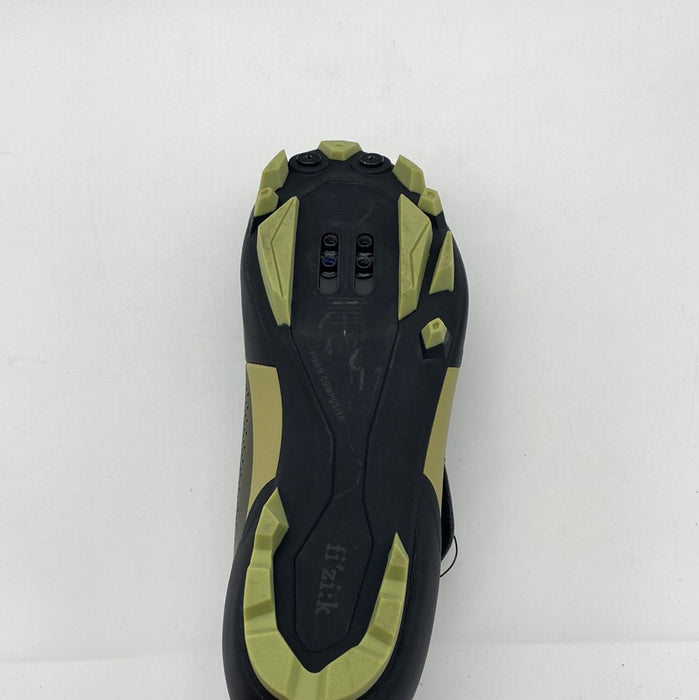 Fizik Terra X5 Shoes Military Green/Tangy Green Size: 8 1/4US