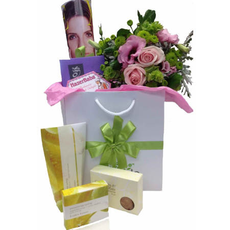 A touch of luxury gift basket for christchurch delivery
