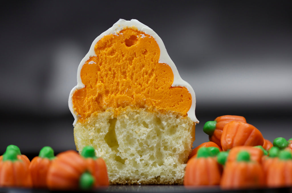 Halloween Hi-Hat Cupcakes