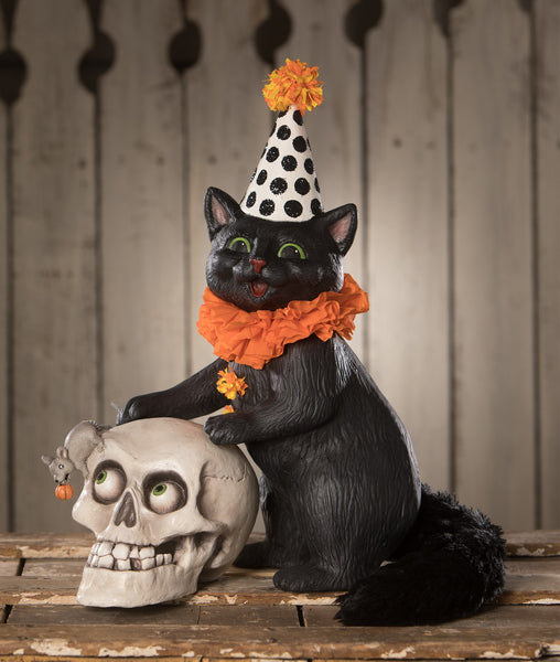 Purr-fect Catch Cat with Skull  Bethany Lowe Halloween - TheHolidayBarn.com