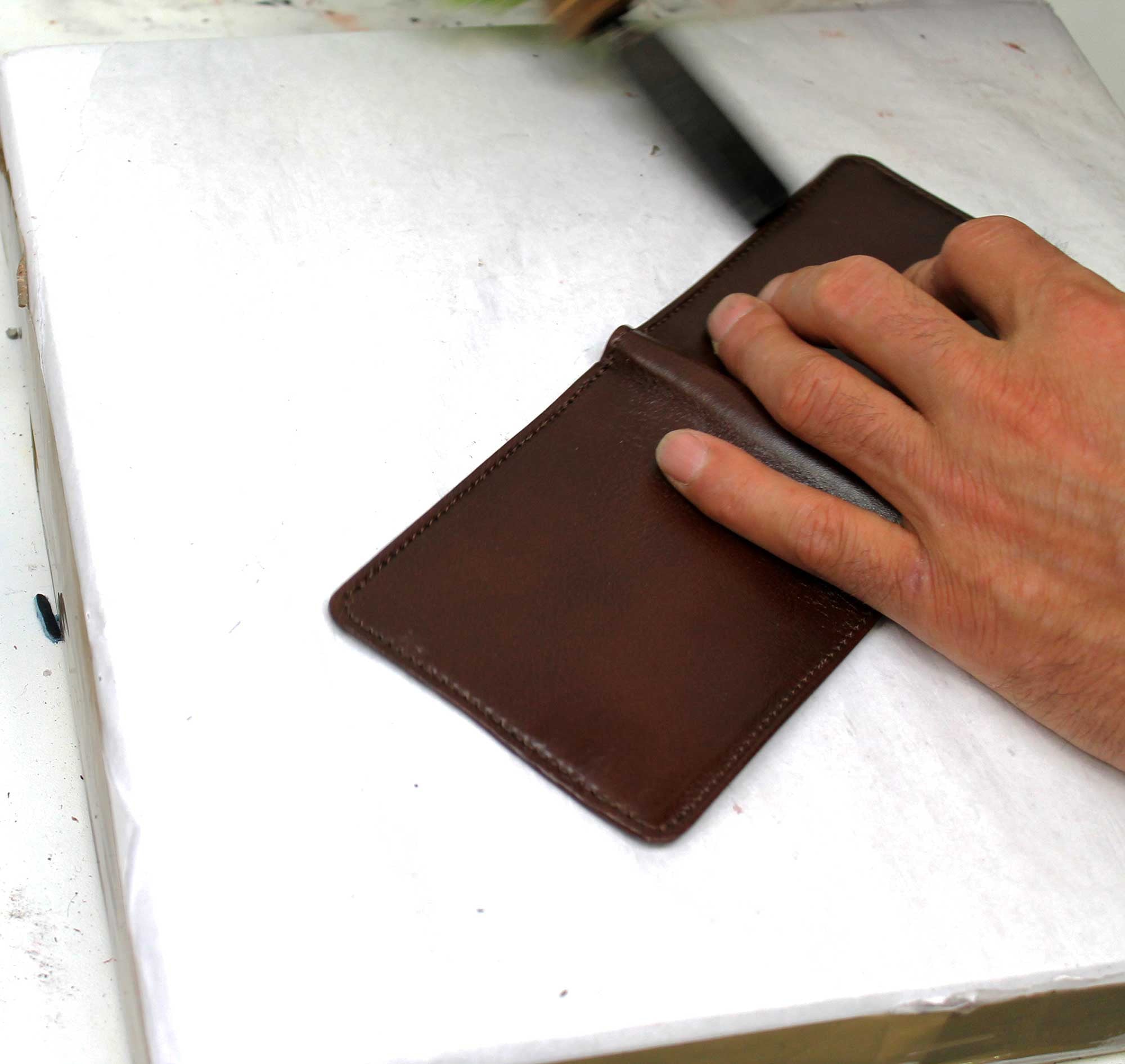 Escuyer brown leather wallet
