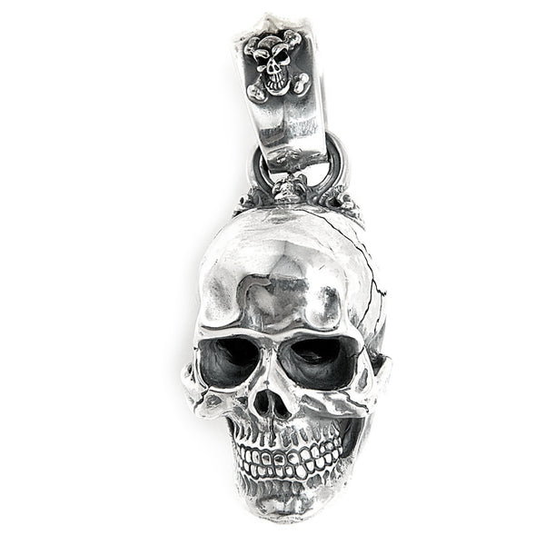 skull pendant