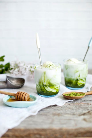 Coconut Kefir Matcha Glace