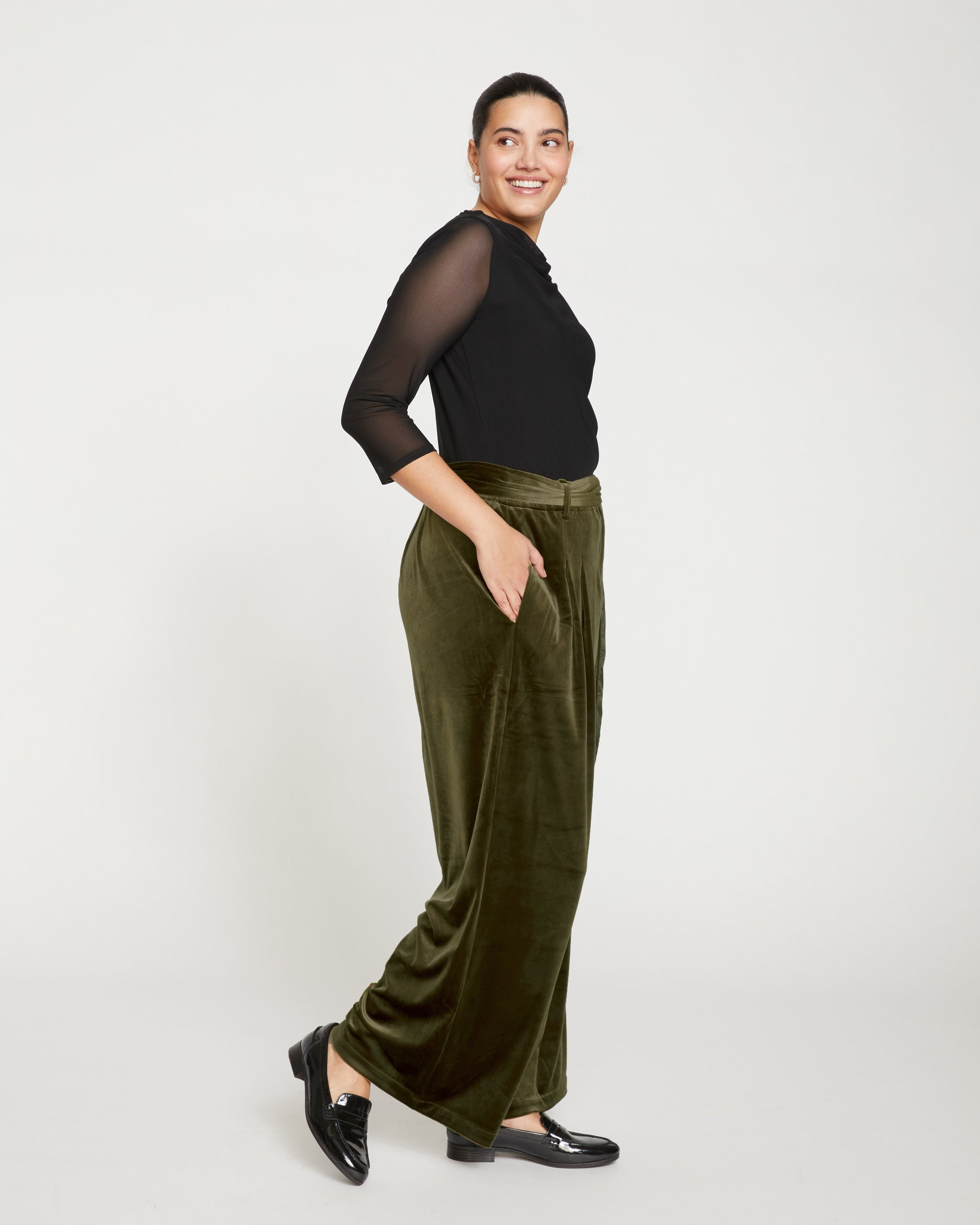 Luxe Belted Velvet Pant - Golden Velvet