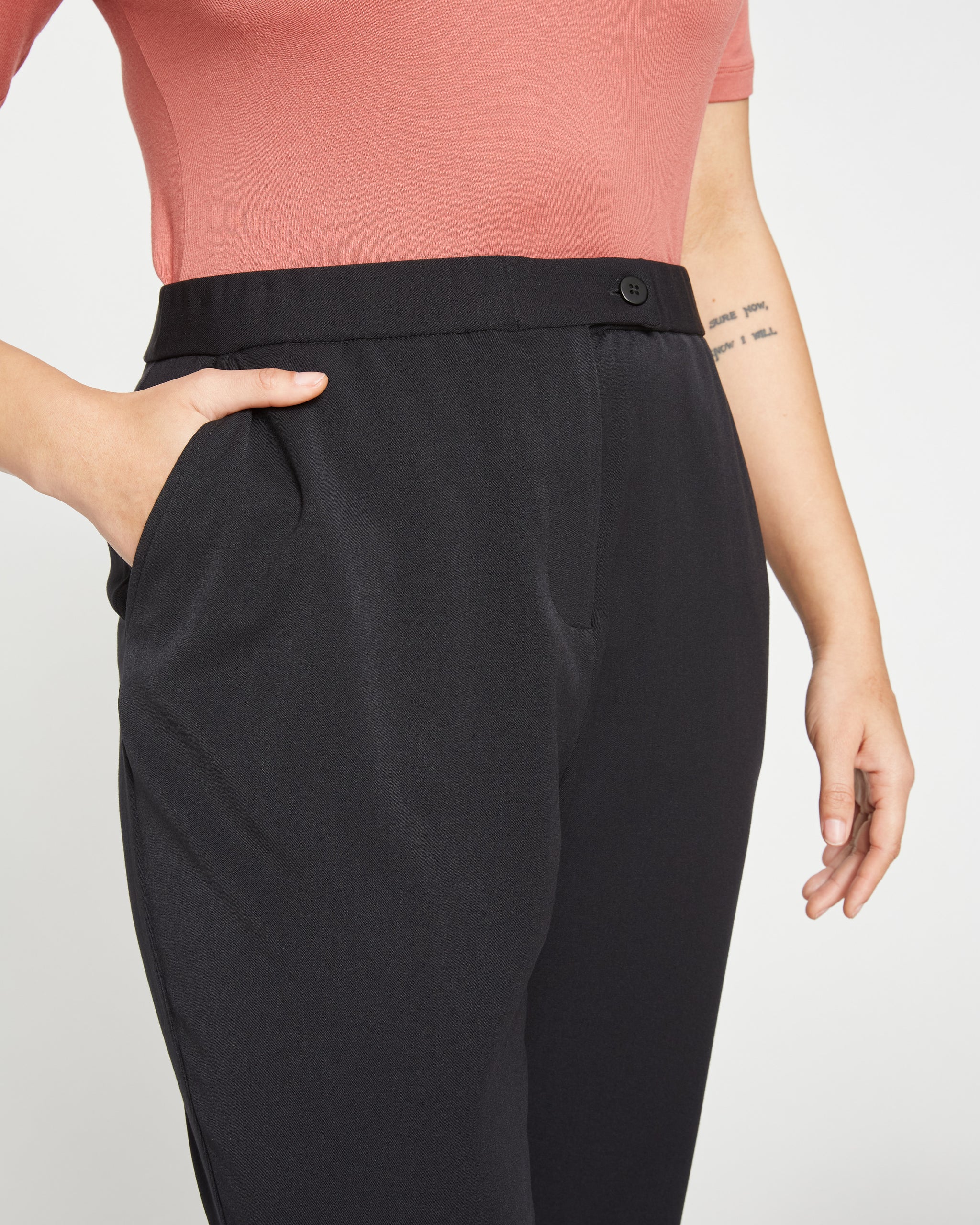 A Casual Way to Wear Black Cigarette Pants