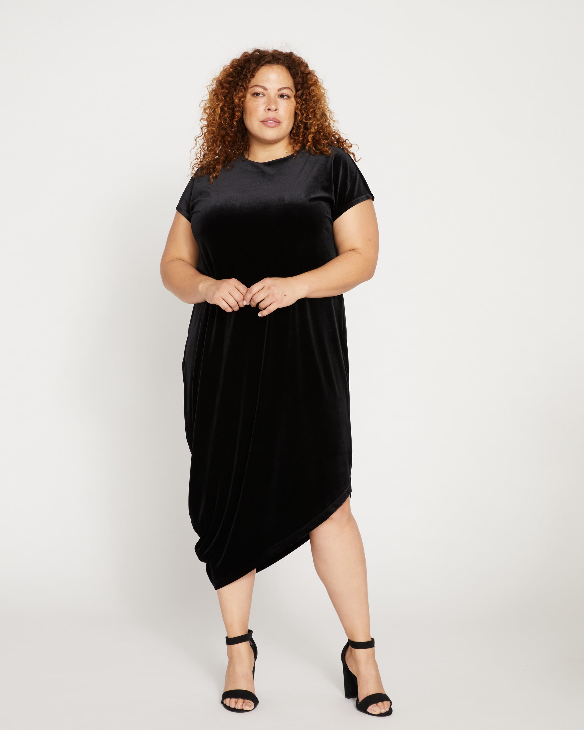 Iconic Geneva Dress - Black Velvet | Universal Standard