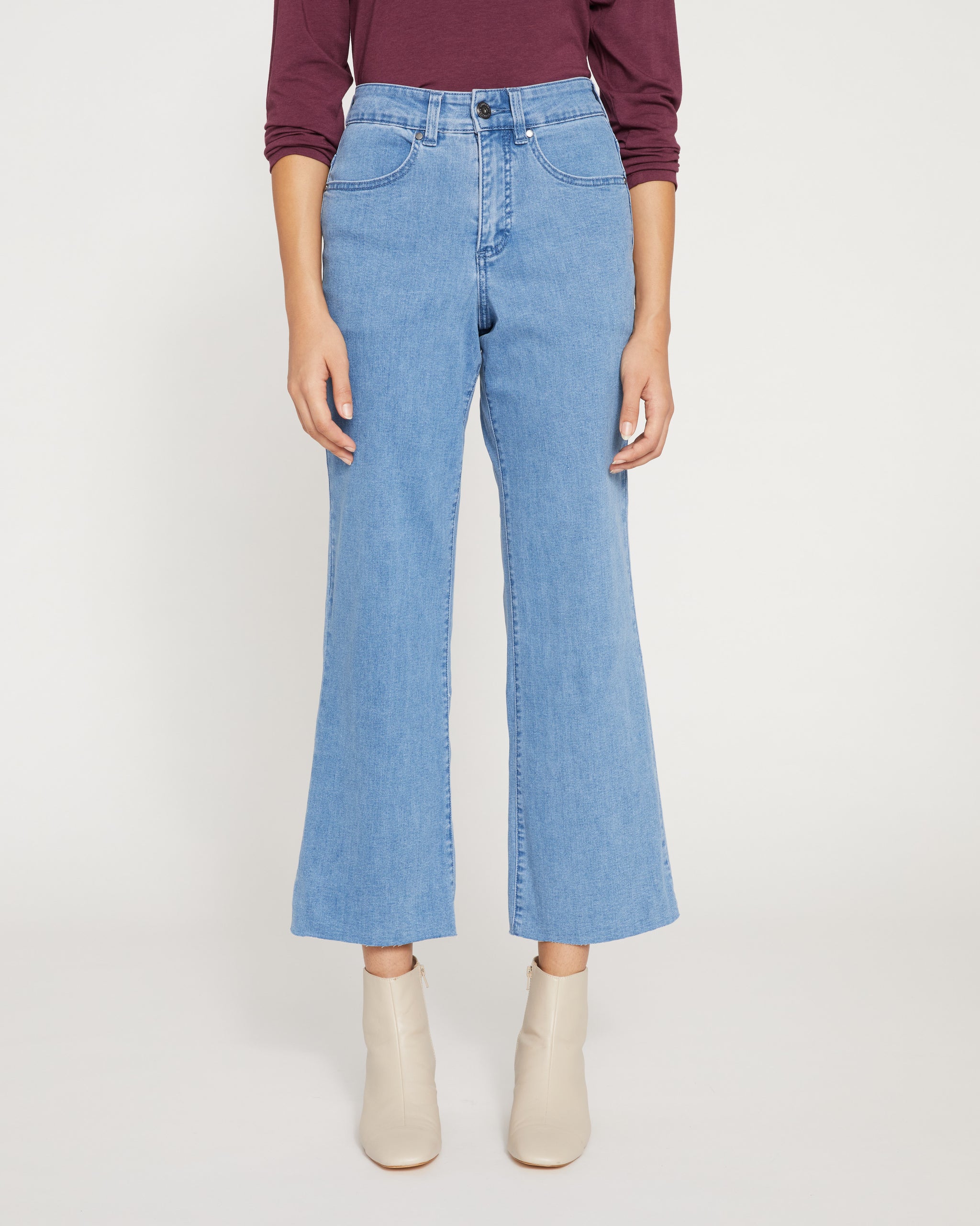 Jackie High Rise Cropped Jeans - True Blue Wash