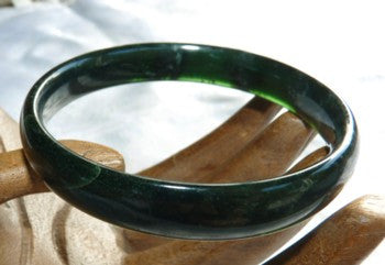 dark green jade bangle